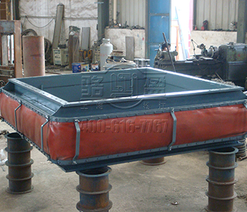 風(fēng)道<a href=http://m.familylawyerlocator.com target=_blank class=infotextkey>補(bǔ)償器</a>4.jpg