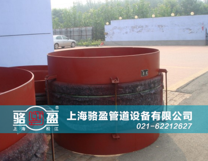 焊接式非金屬<a href=http://m.familylawyerlocator.com target=_blank class=infotextkey>補償器</a>發(fā)貨現(xiàn)場